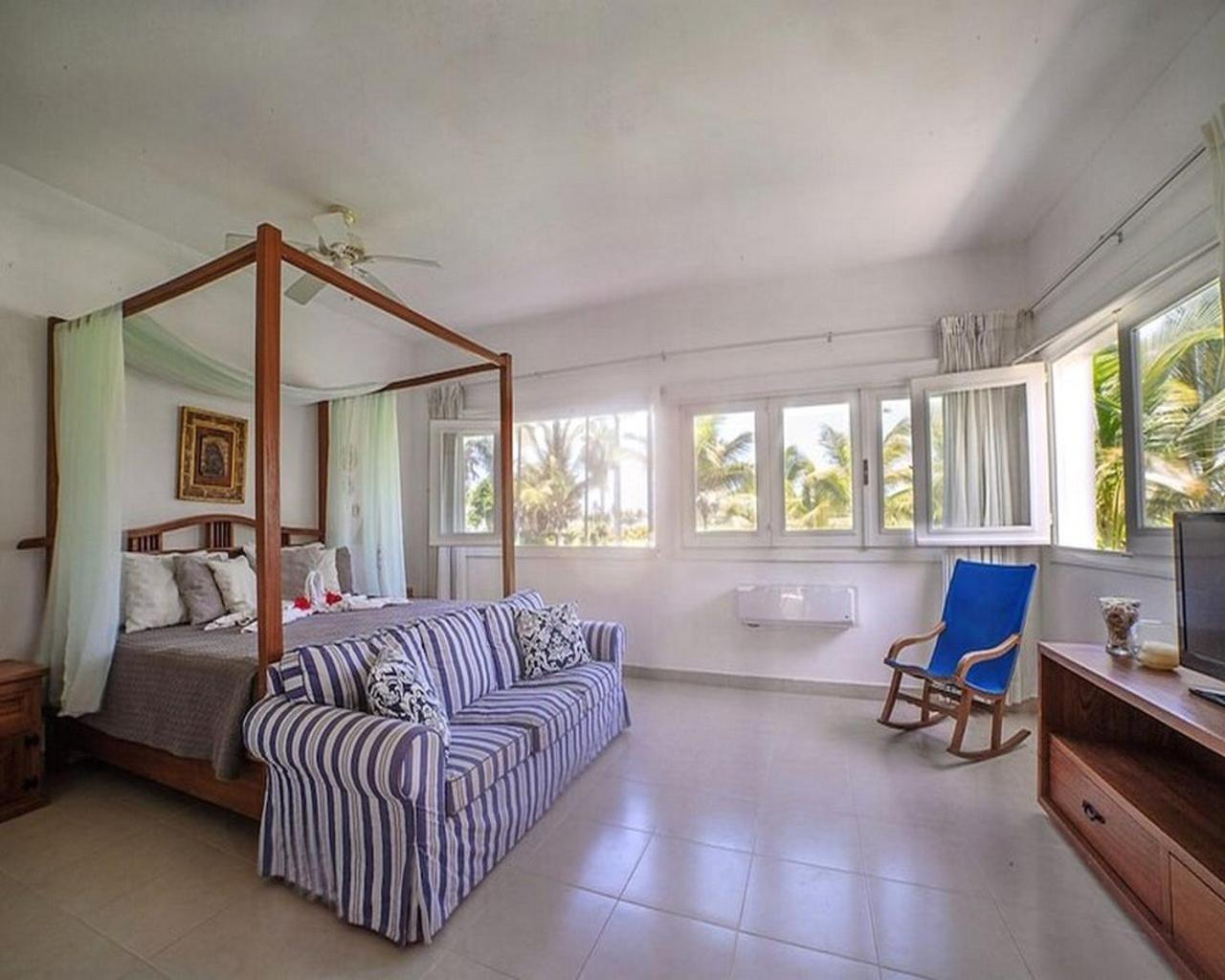 Bed and breakfast Luxury With Maid